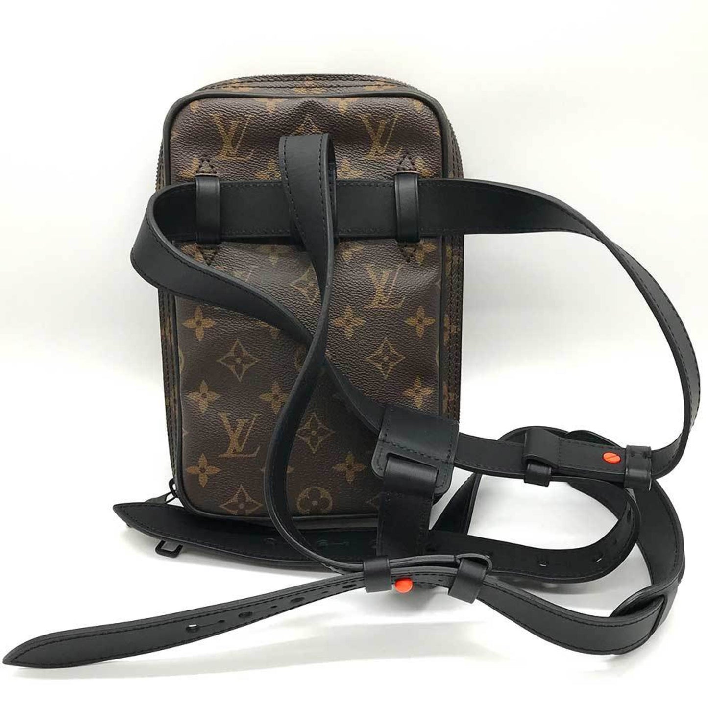 Louis Vuitton  Canvas Shoulder Bag ()