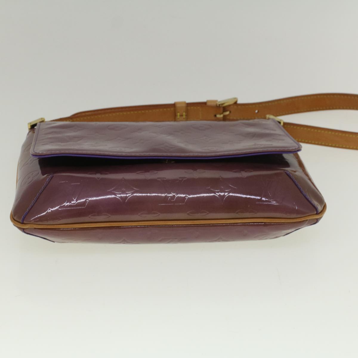 Louis Vuitton Thompson Street  Patent Leather Shoulder Bag ()