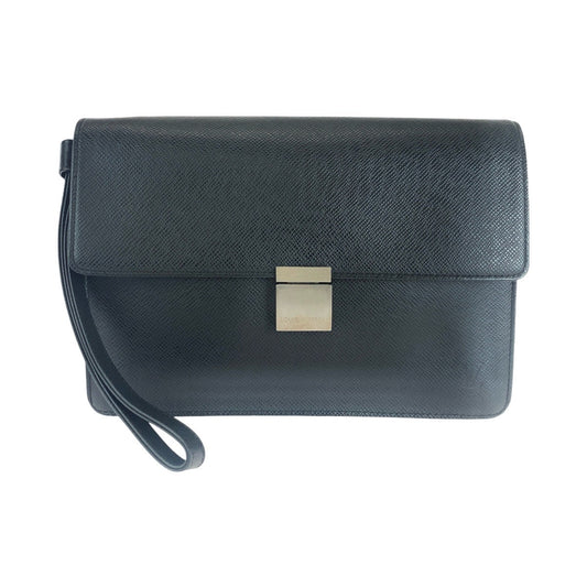Louis Vuitton Taiga Leather Clutch Bag M30782