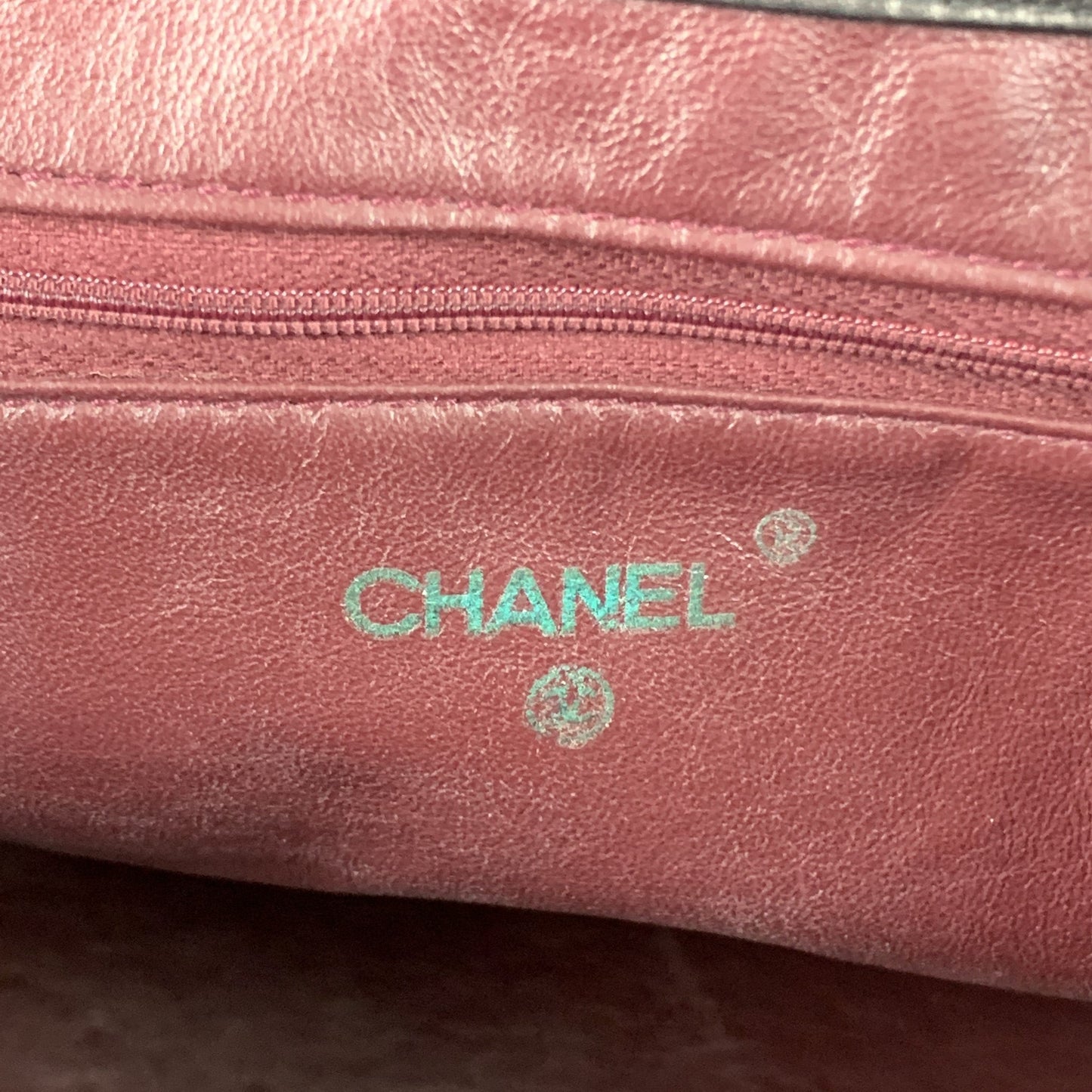 Vintage CHANEL Supermodel Jumbo XL Bag Black Quilted Leather Shoulder Handbag