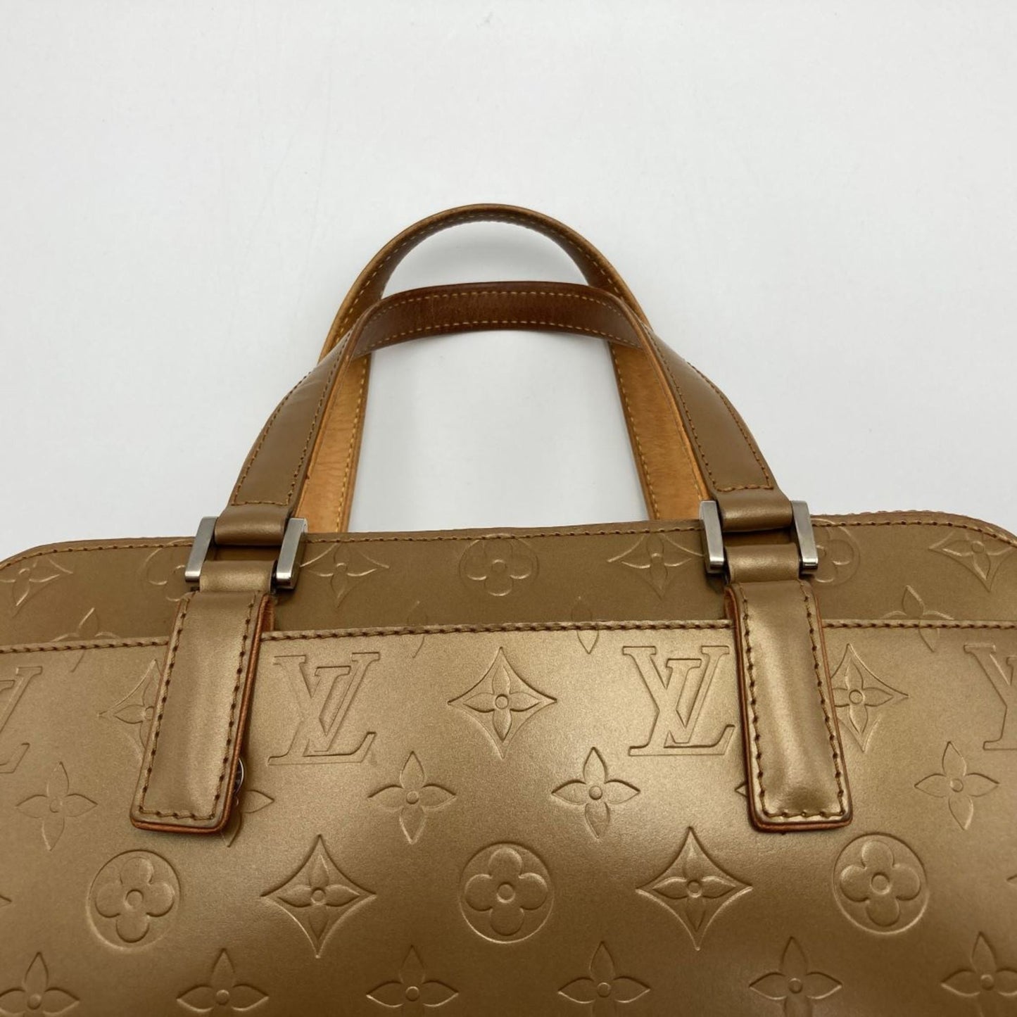 Louis Vuitton Shelton  Leather Shoulder Bag ()