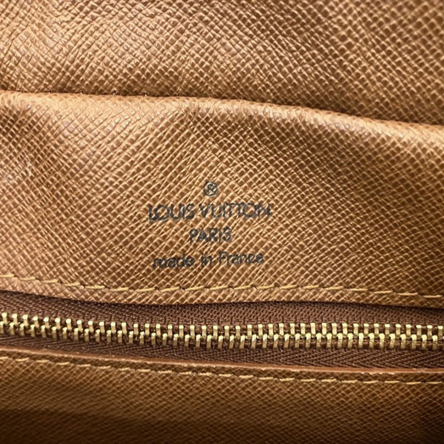 Louis Vuitton Nile  Canvas Shoulder Bag ()