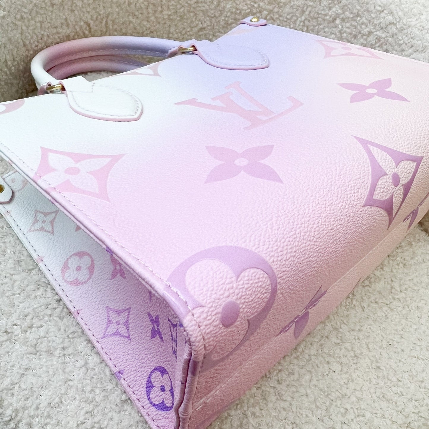 LV Onthego PM in Pastel Sunrise Monogram Empreinte Leather GHW