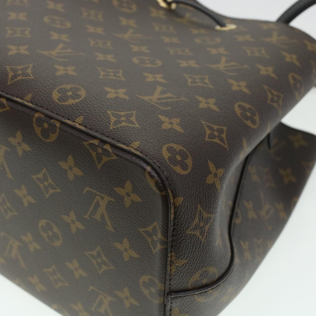 LOUIS VUITTON Monogram Neo Noe Shoulder Bag