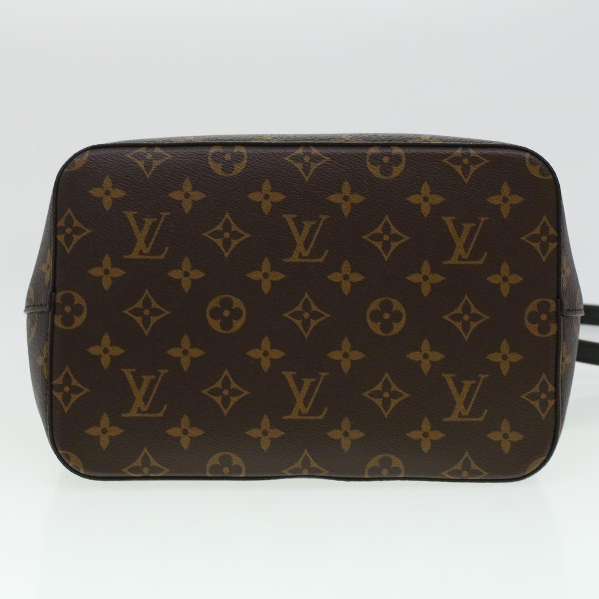 LOUIS VUITTON Monogram Neo Noe Shoulder Bag