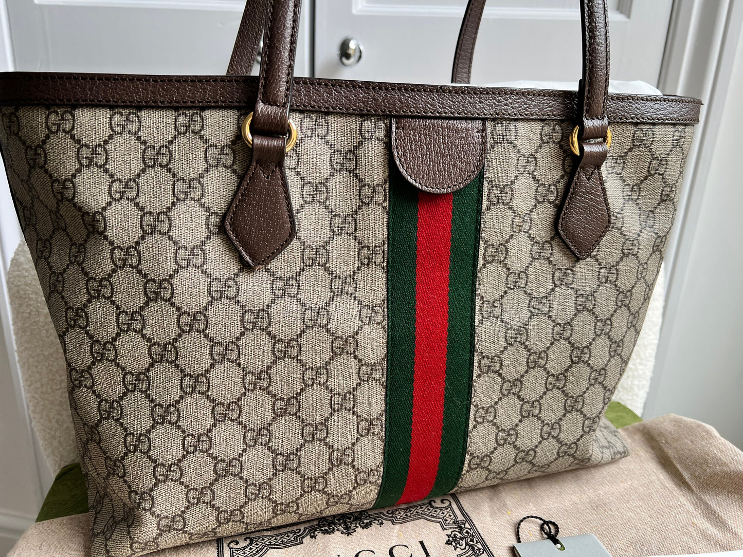 Gucci Ophidia GG Supreme Medium Tote