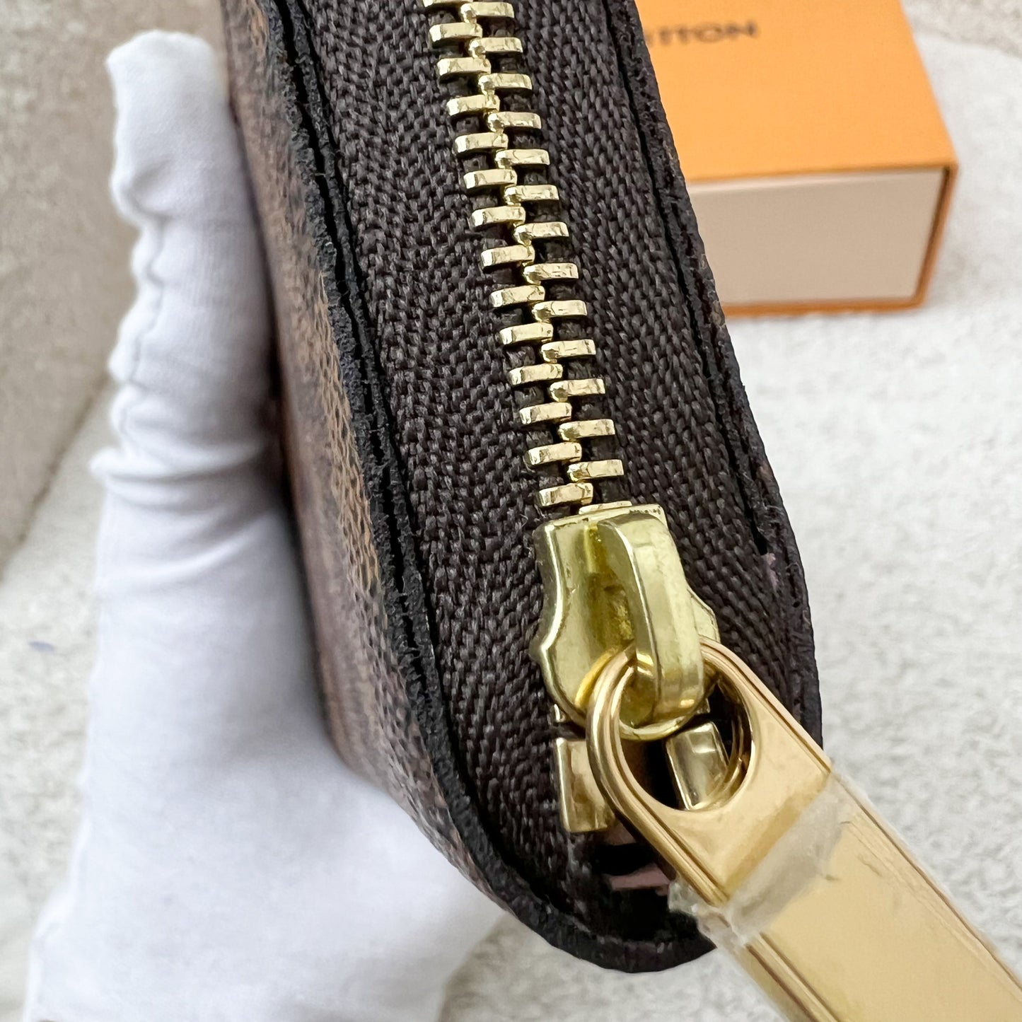 LV Zippy Card Holder / Coin Purse in Damier Ebene Canvas GHW