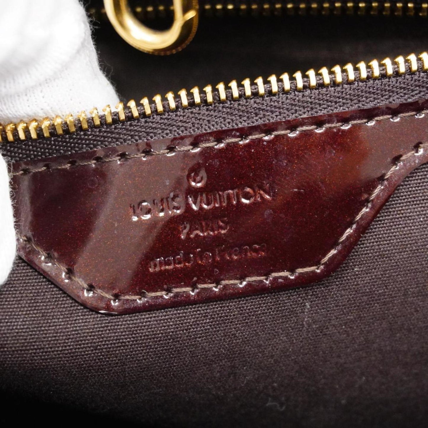 Louis Vuitton Avalon  Patent Leather Shoulder Bag ()