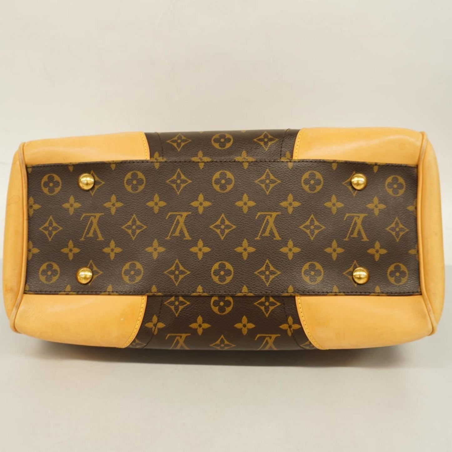 Louis Vuitton Beverly  Canvas Shoulder Bag ()