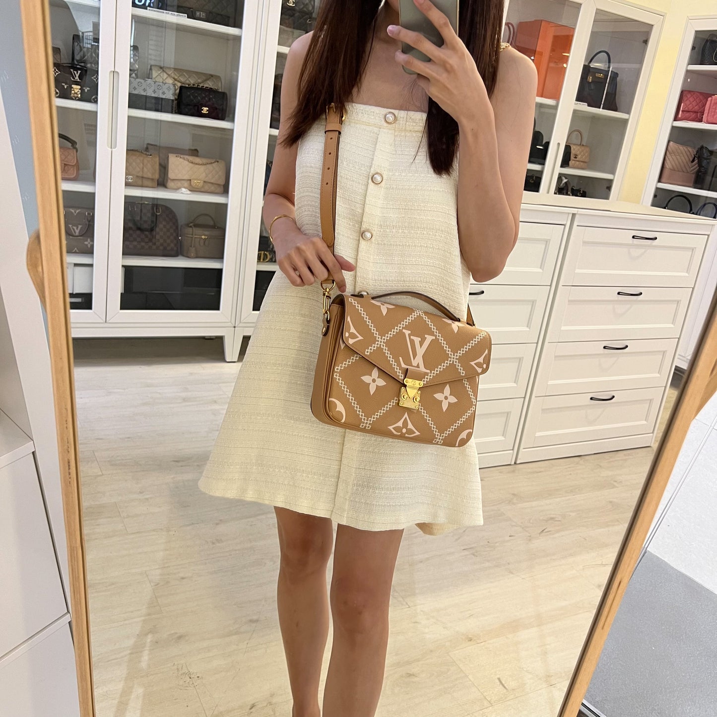 LV Giant Broderies Pochette Metis in Arizona Beige / Crème Beige Monogram Empreinte Leather and GHW