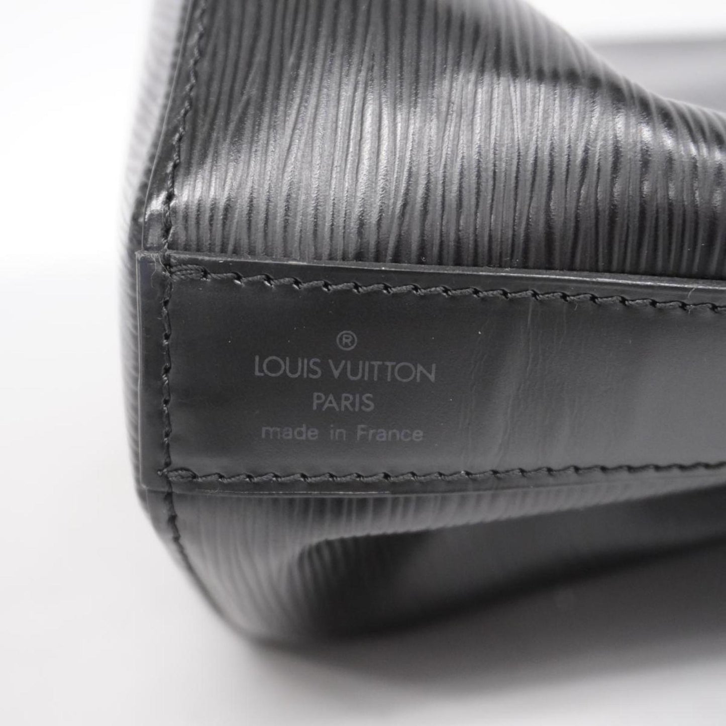 Louis Vuitton Sac D'épaule  Leather Shoulder Bag ()