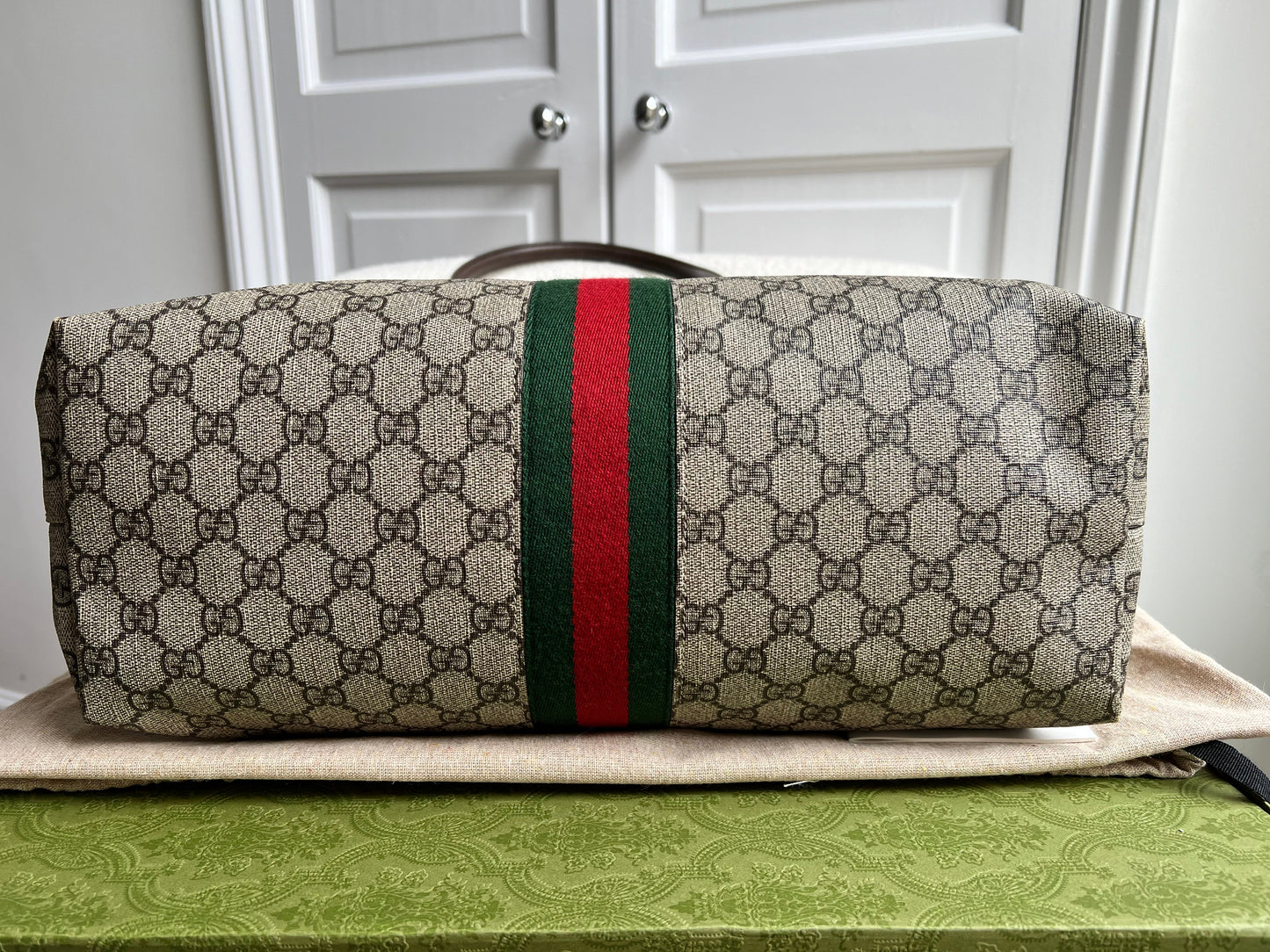 Gucci Ophidia GG Supreme Medium Tote