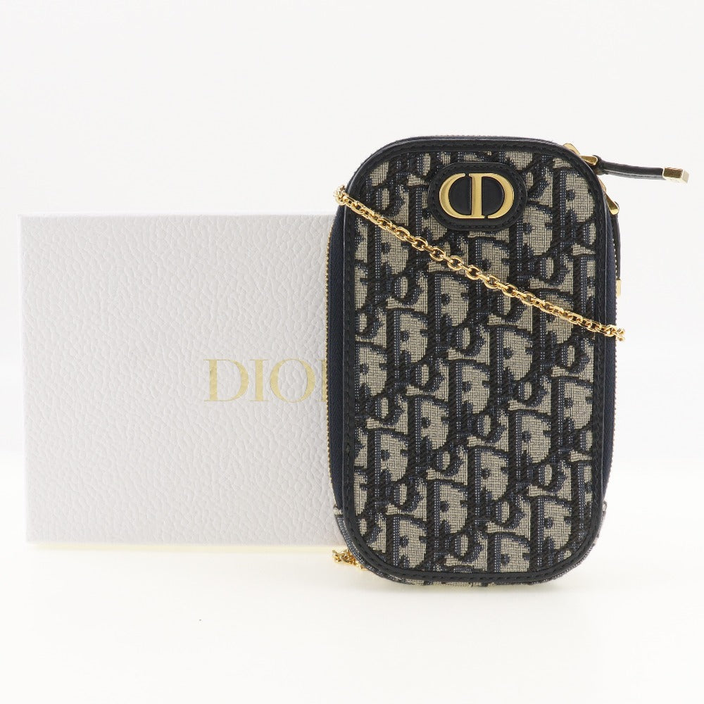 Dior 30 Montaigne  Canvas Shoulder Bag ()