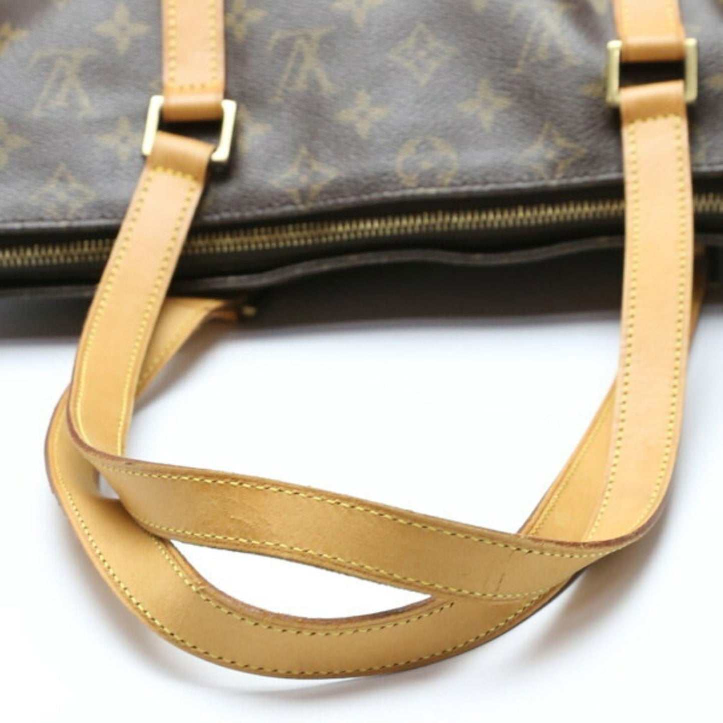 Louis Vuitton Mezzo  Canvas Shoulder Bag ()