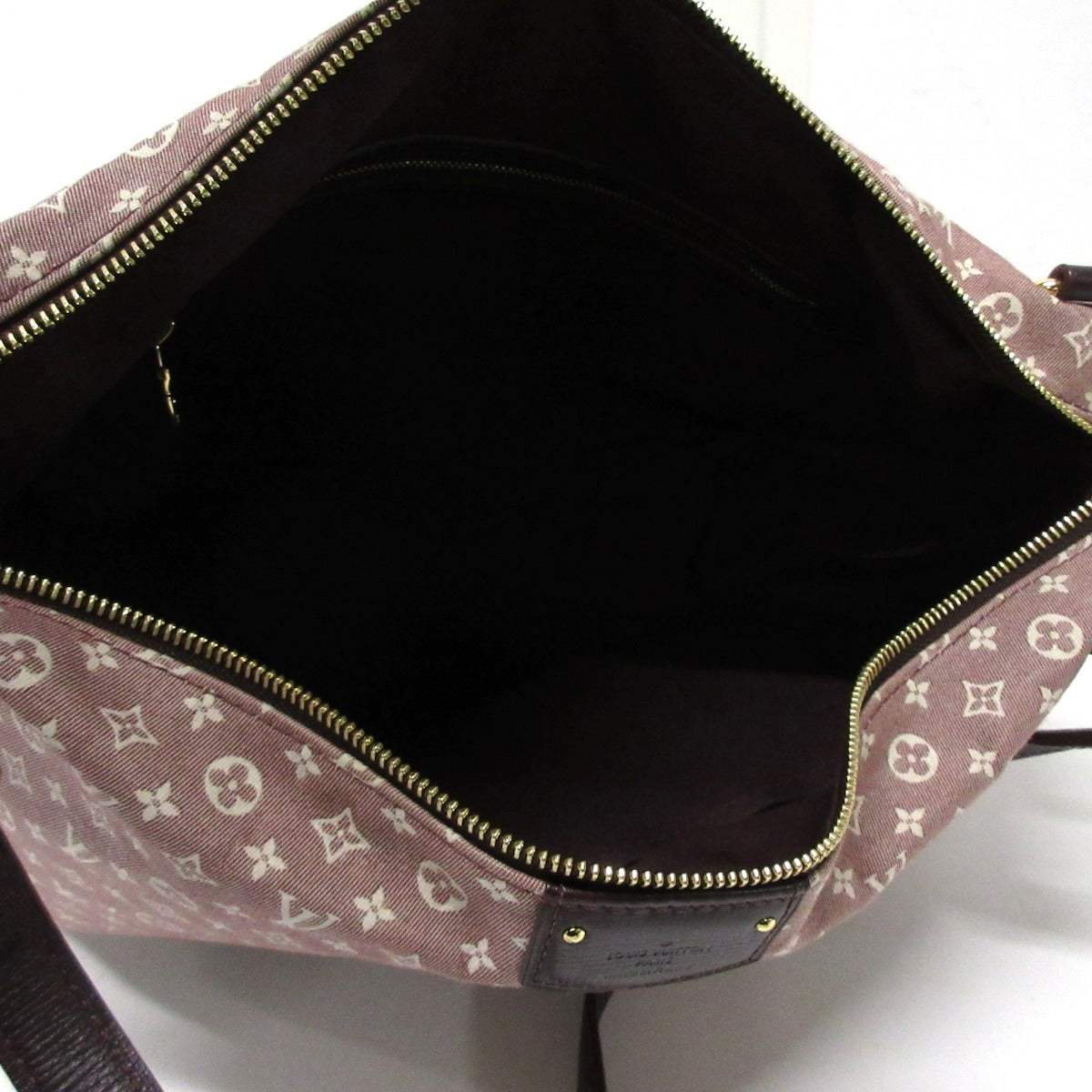 Louis Vuitton Balade  Canvas Shoulder Bag ()