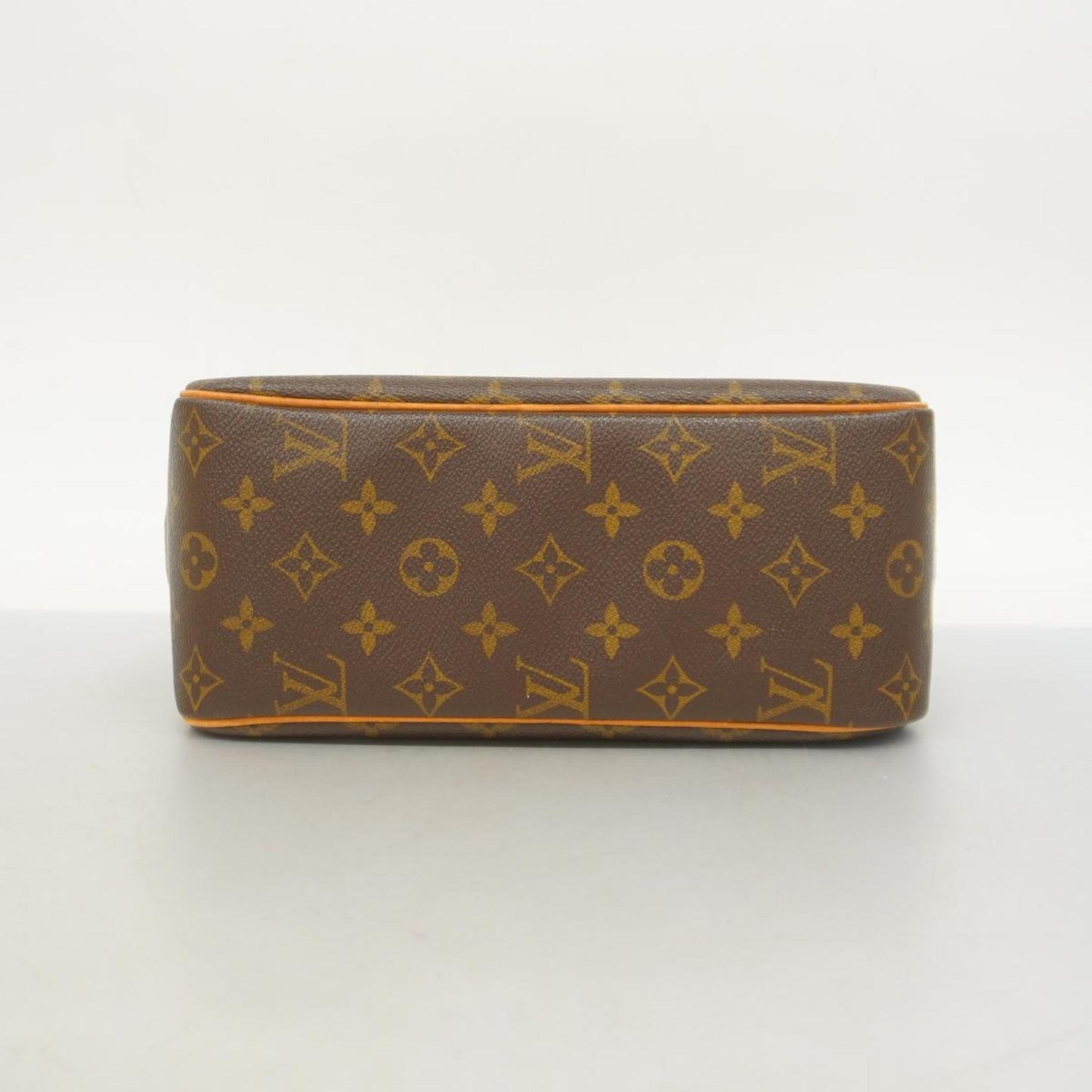 Louis Vuitton Cité  Canvas Shoulder Bag ()