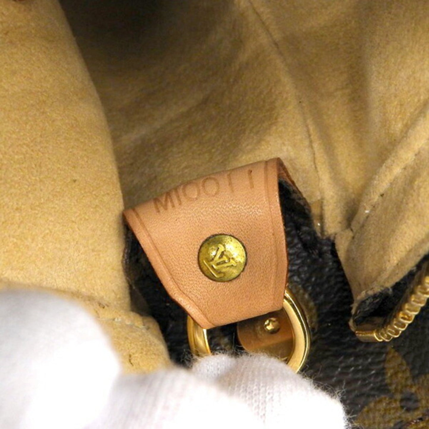 Louis Vuitton Looping Gm  Canvas Shoulder Bag ()