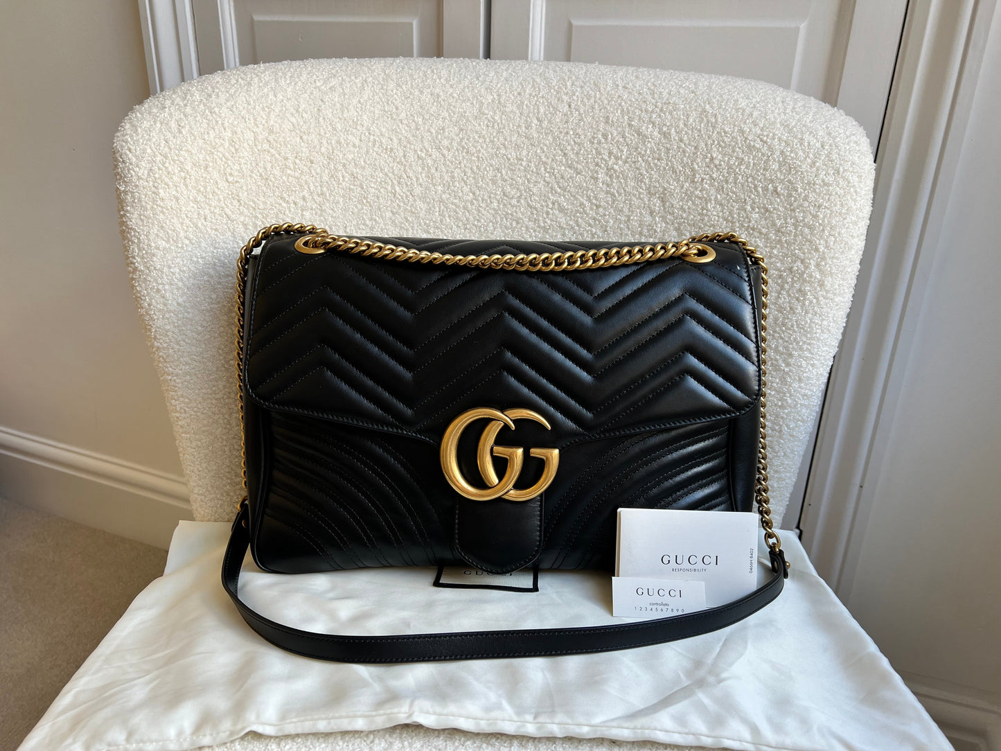 Gucci GG Black Large Marmont Shoulder Bag