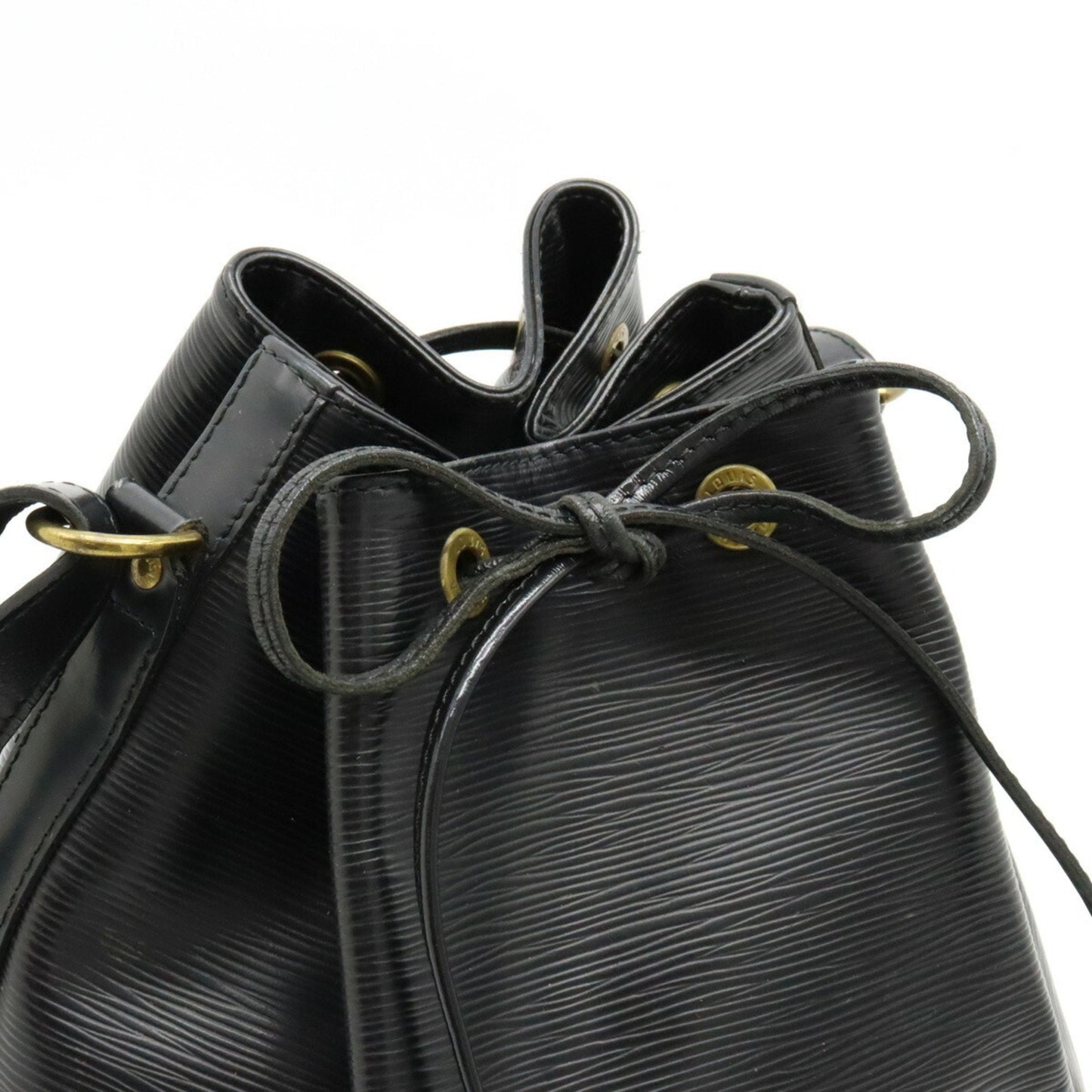 Louis Vuitton Noé  Leather Shoulder Bag ()