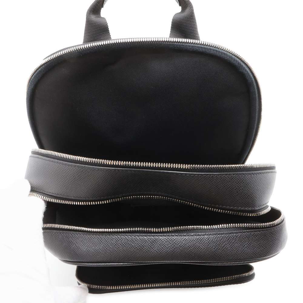 LOUIS VUITTON RayDorian・Backpack Noir M30857 Taiga Leather