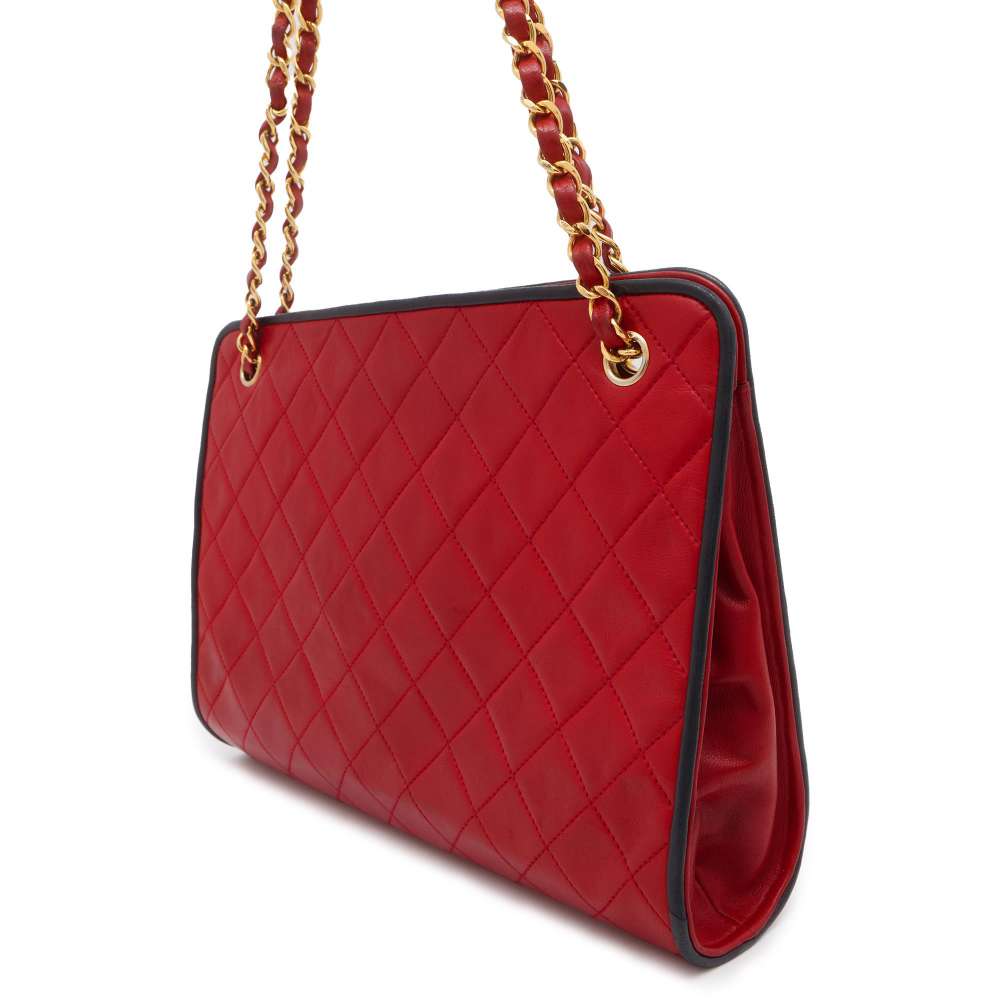 CHANEL Matelasse Chain Shoulder Bag Red/Navy Lambskin