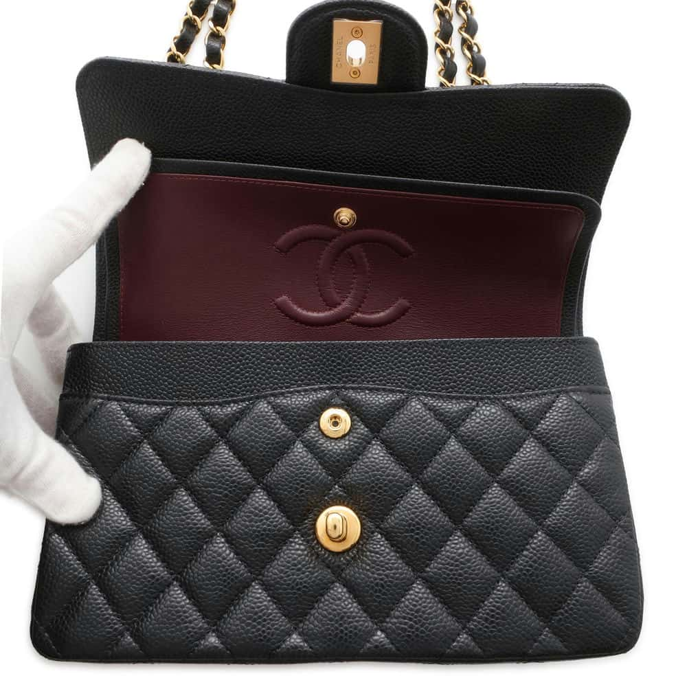 CHANEL Matelasse W flap WChainShoulder Bag Black A01113 Caviar Leather Size 23