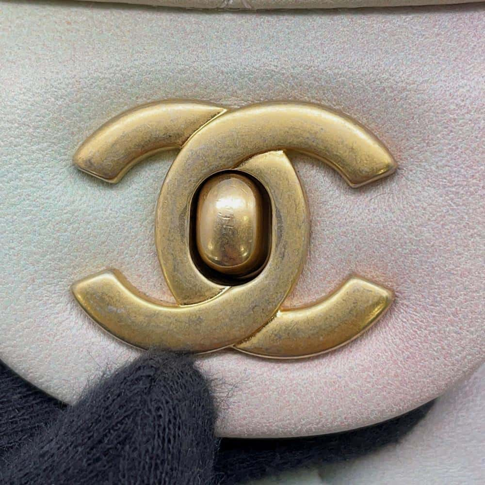 CHANEL Matelasse Gradation2awyChainShoulder Multicolor AS2431 Lambskin