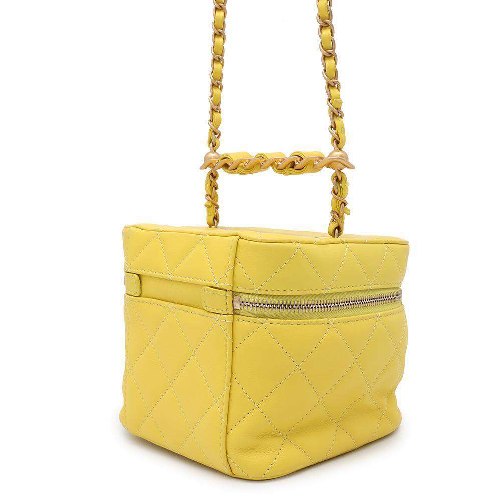 CHANEL Matelasse Vanity ChainShoulder Bag YellowAS3228 Lambskin Size Small