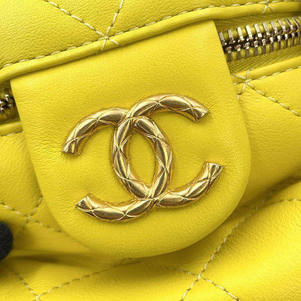 CHANEL Matelasse Vanity ChainShoulder Bag YellowAS3228 Lambskin Size Small