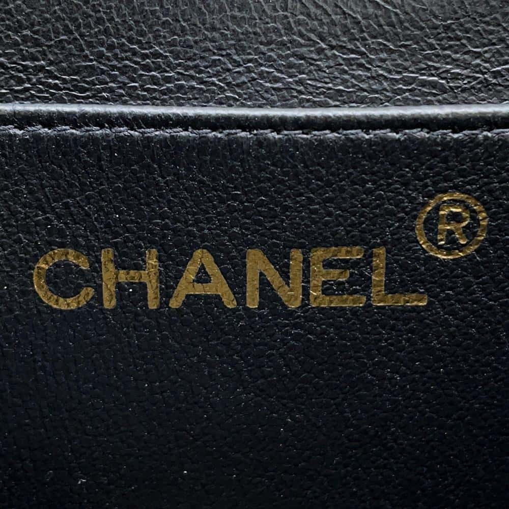 CHANEL Matelasse Single Flap ChainShoulder Bag Black Lambskin Size 30