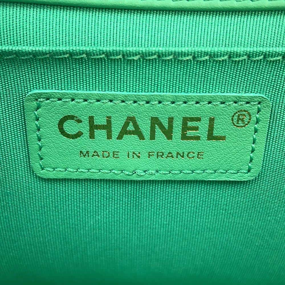 CHANEL Boy Chanel ChainShoulder Bag Green A67086 Lambskin Size 25