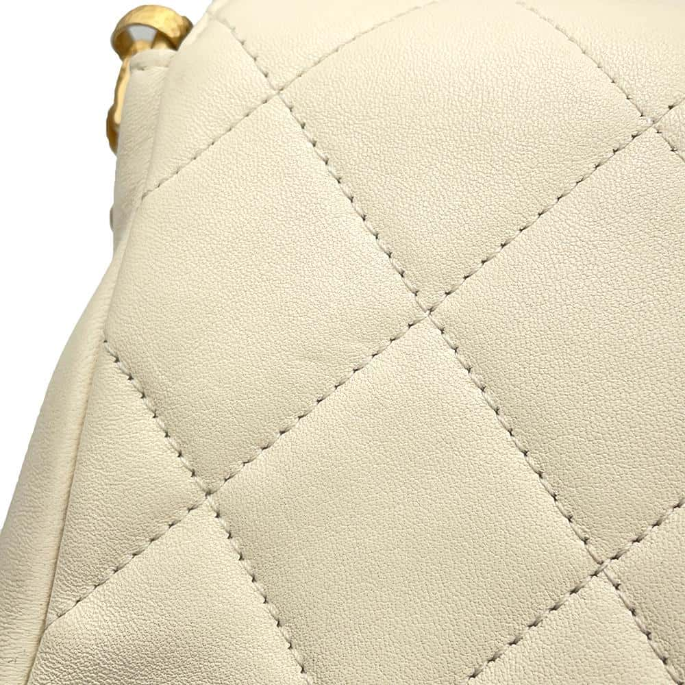 CHANEL Matelasse Coin Motif ChainShoulder Bag White AS2222 Lambskin