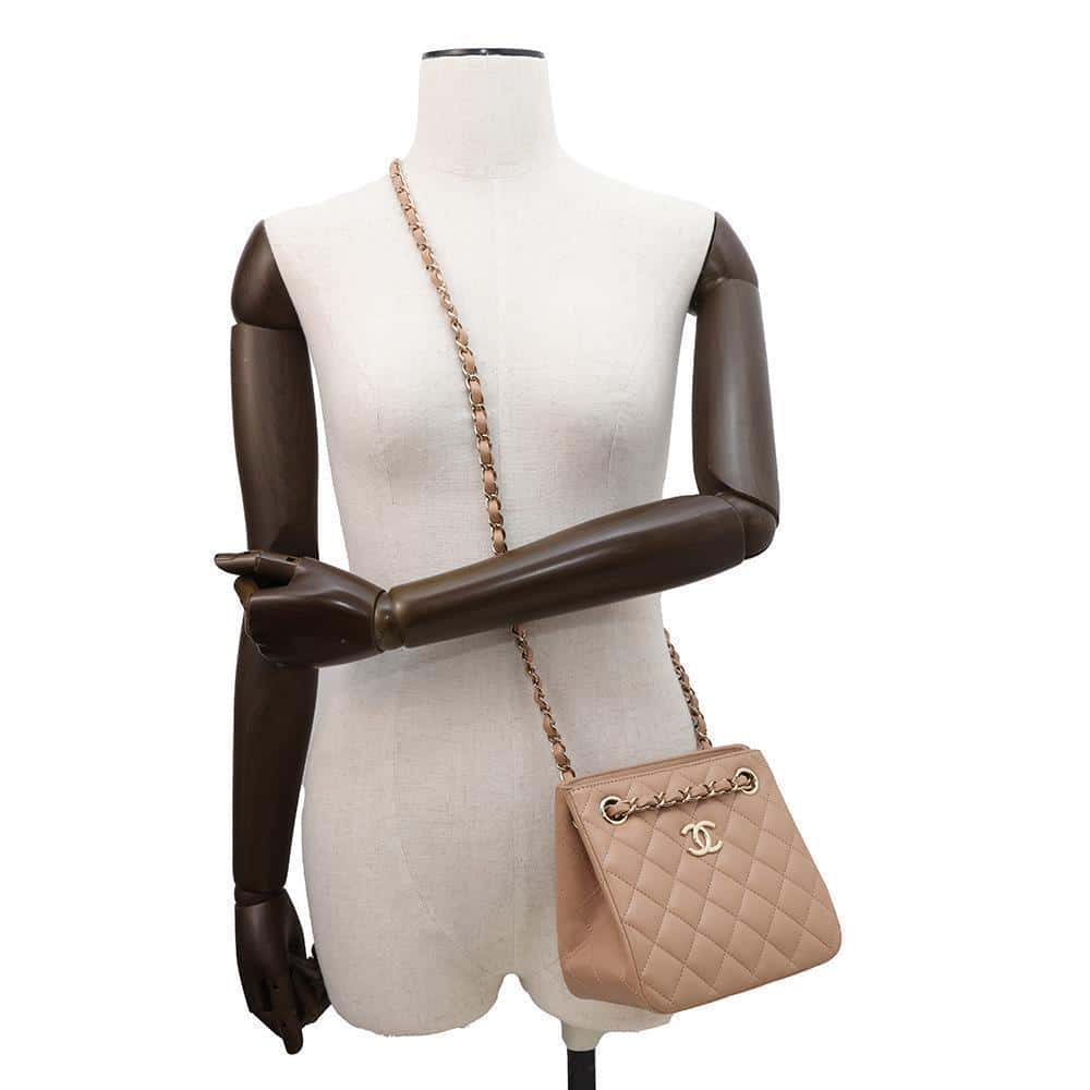 CHANEL Matelasse Chain Bucket Shoulder Bag Beige AS3176 Lambskin