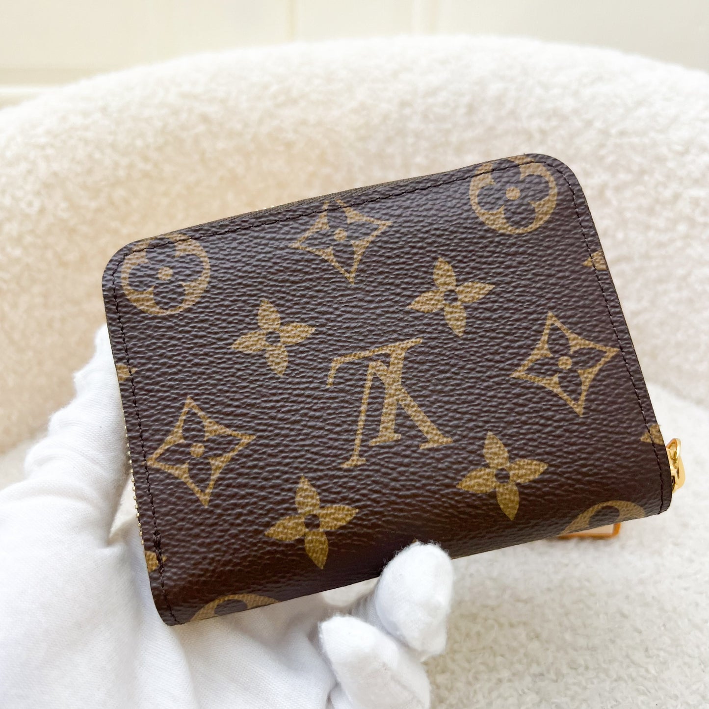 LV Zippy Card Holder / Coin Purse in Monogram Canvas GHW