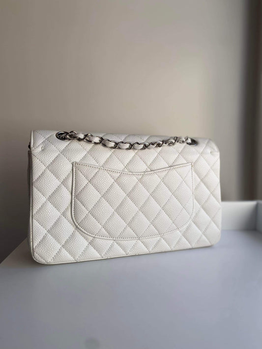 Vintage Chanel White  Quilted Caviar Classic Flap Medium SHW