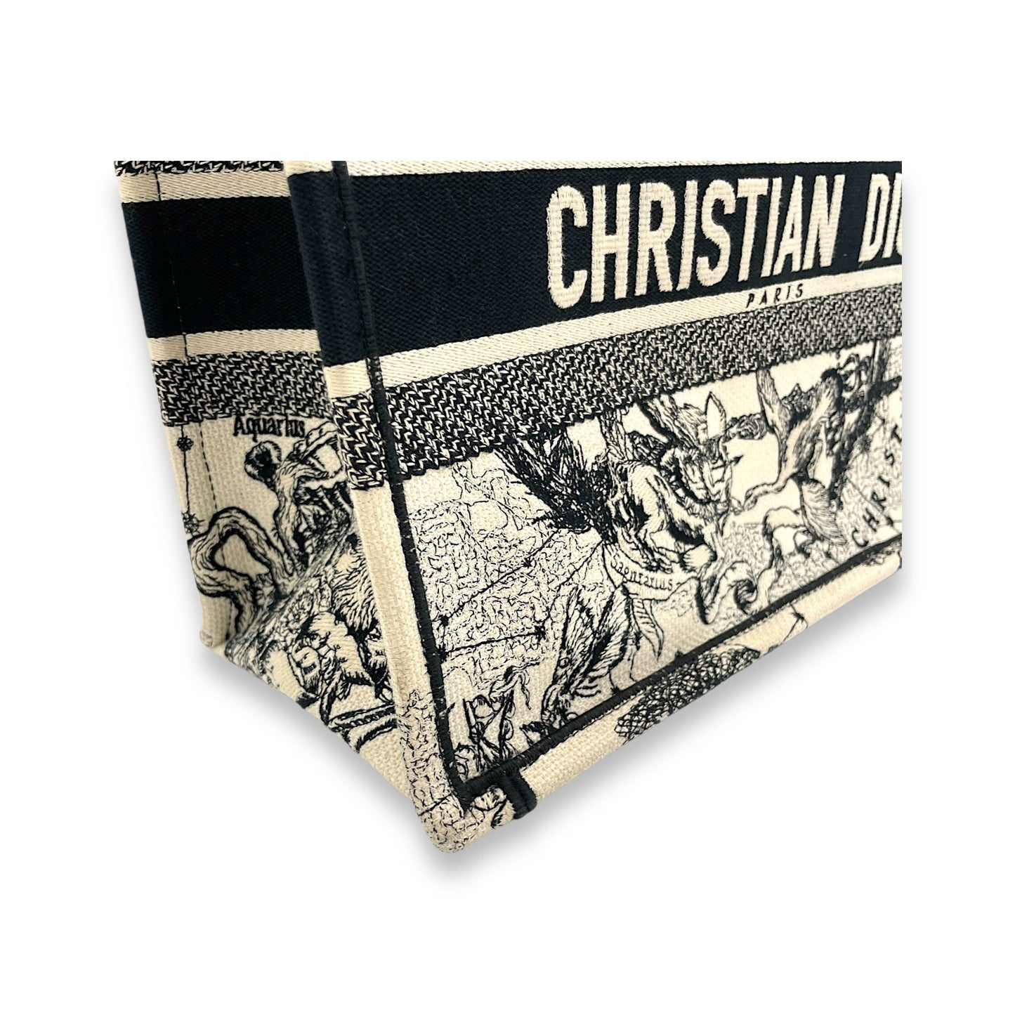Book Tote Medium Black Top Handle Bag in Jacquard
