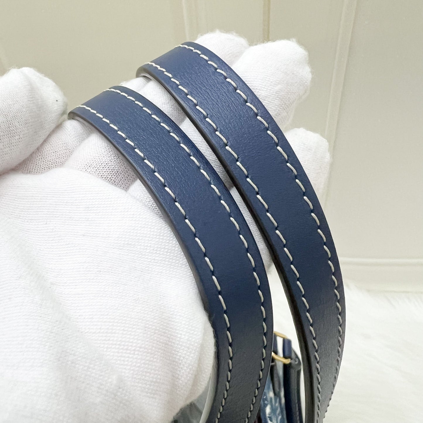 LV Onthego MM in Ombre Blue Denim and GHW