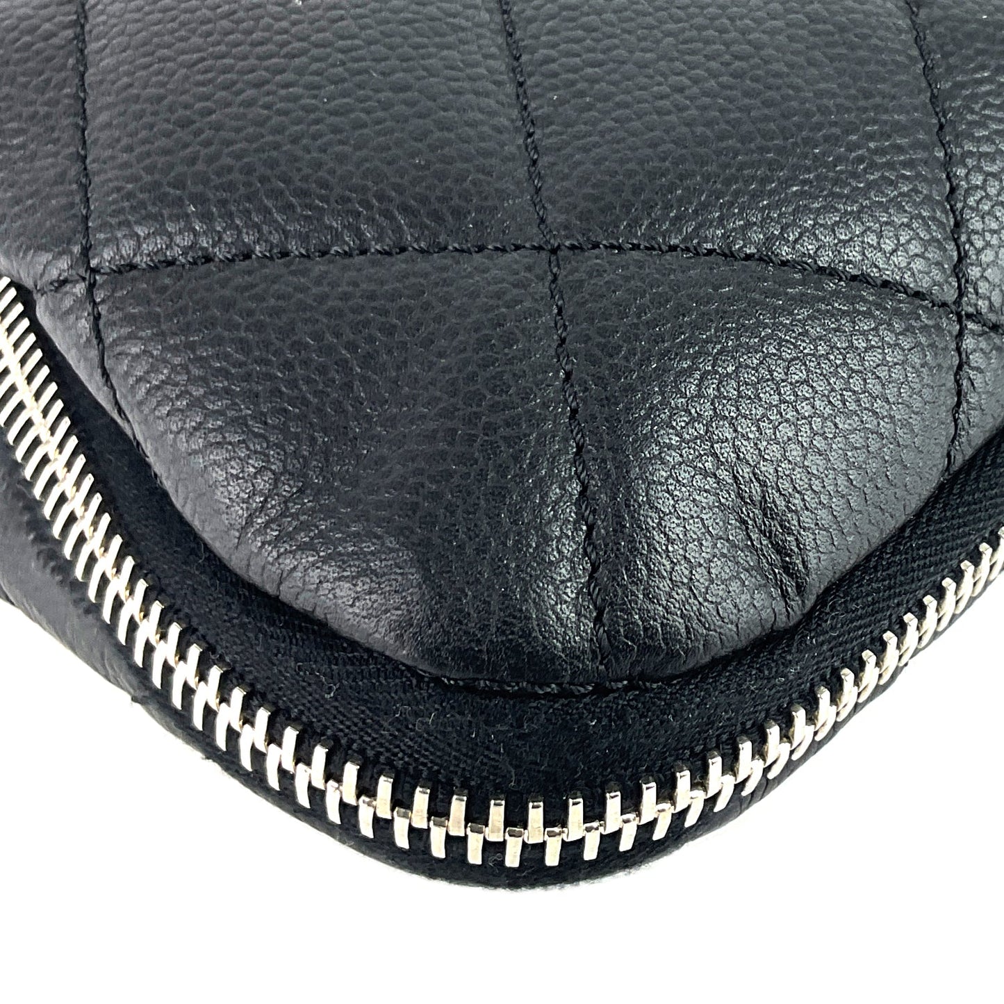 Expandable Zip Caviar Leather Shoulder Bag