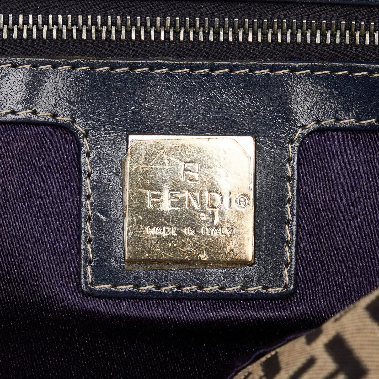 Fendi Zucchino Flap Shoulder Bag (SHG-Vcjt3I)