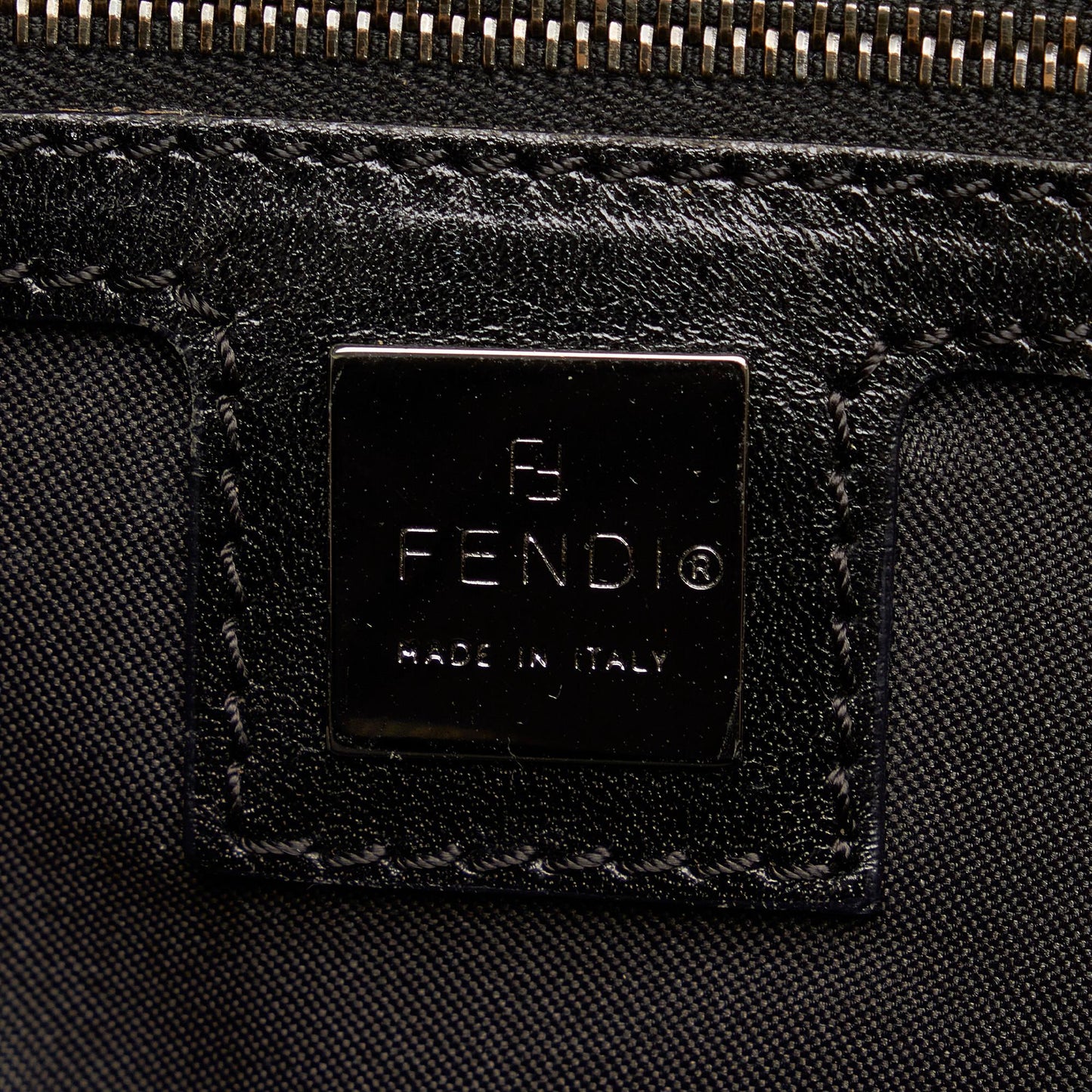 Fendi Zucchino Shoulder Bag (SHG-MwP2pM)