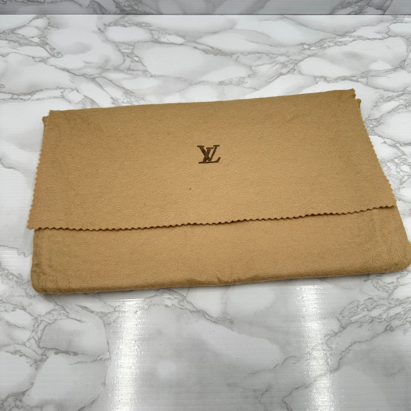 LOUIS VUITTON Epi shoulder bag