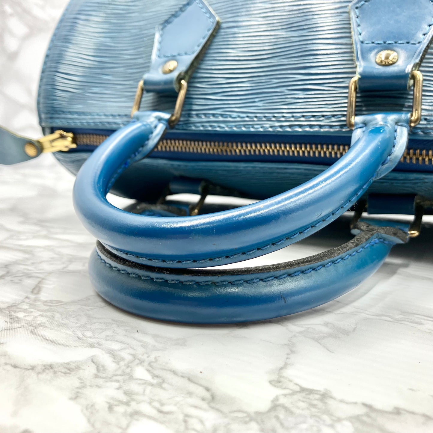 LOUIS VUITTON Epi Speedy 25