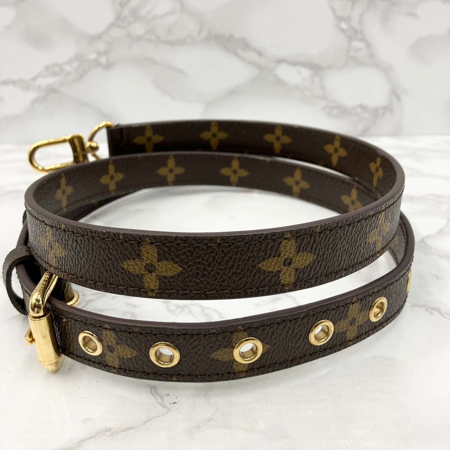 LOUIS VUITTON Monogram Metis shoulder bag