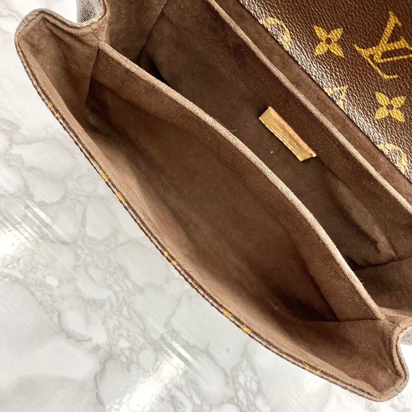 LOUIS VUITTON Monogram Metis