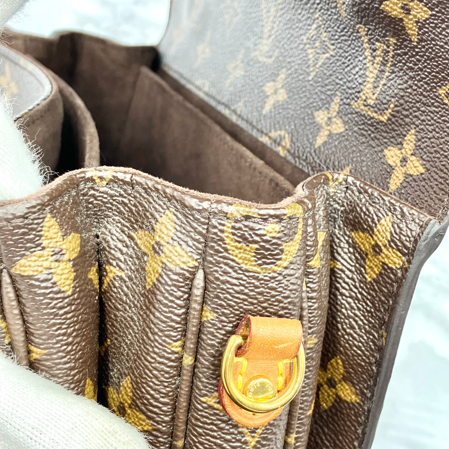 LOUIS VUITTON Monogram Metis