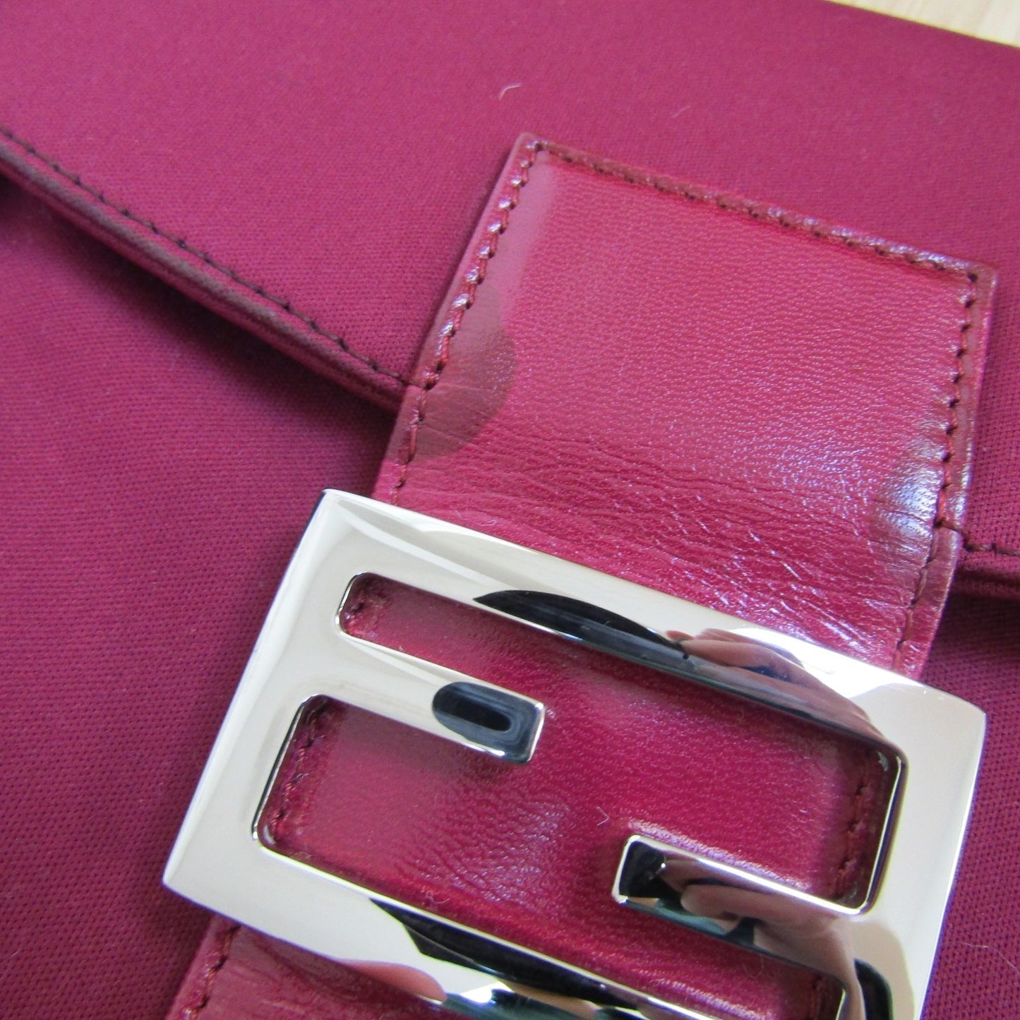 FENDI Shoulder Bag in Purple Fabric