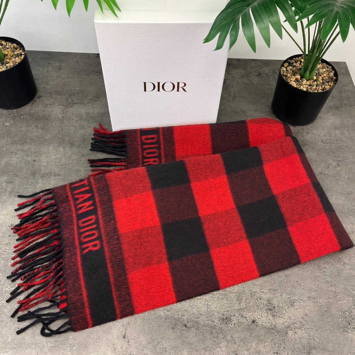 Women's Checkered Scarf Red