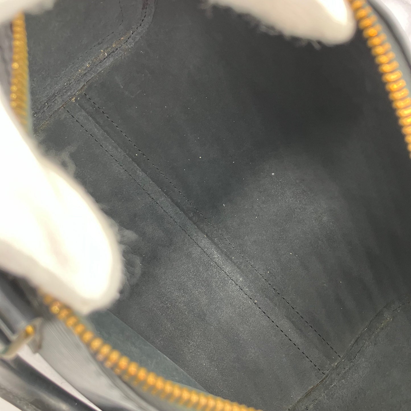 LOUIS VUITTON Epi Speedy 25