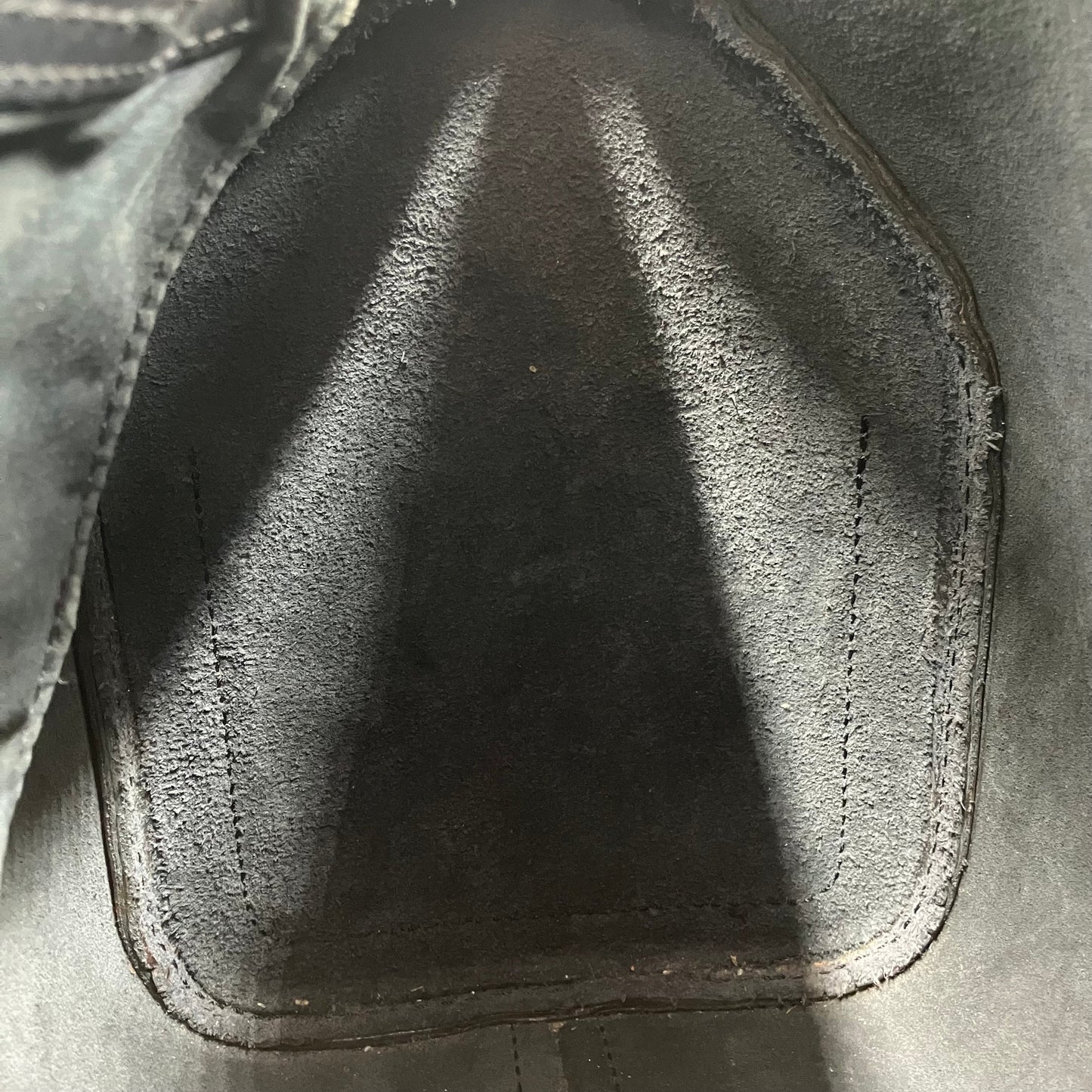 LOUIS VUITTON Epi Speedy 25