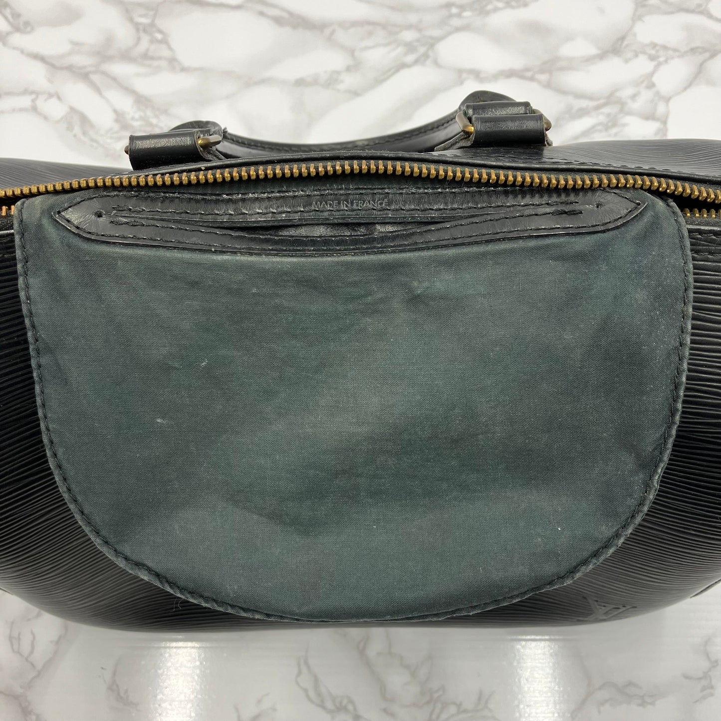 LOUIS VUITTON Epi Speedy 25